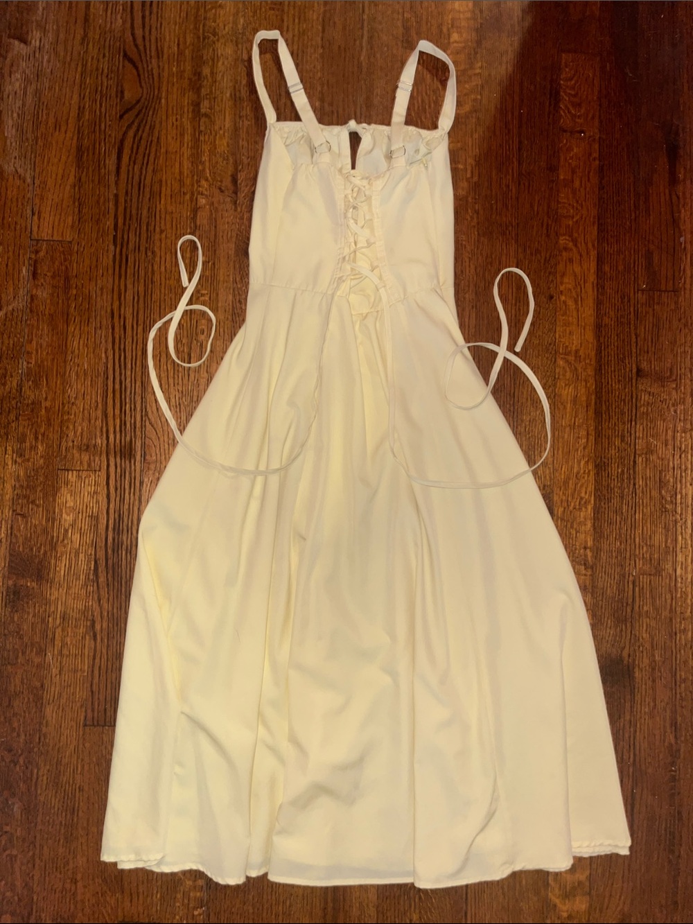 Marthea | Light Yellow Summer Dress - Picture 3 of 6